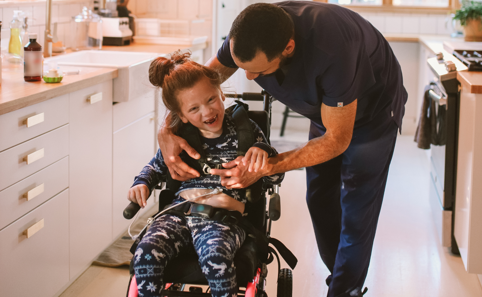 Aide Personne Handicapée À Domicile Maintien à domicile avec AB accompagnement.